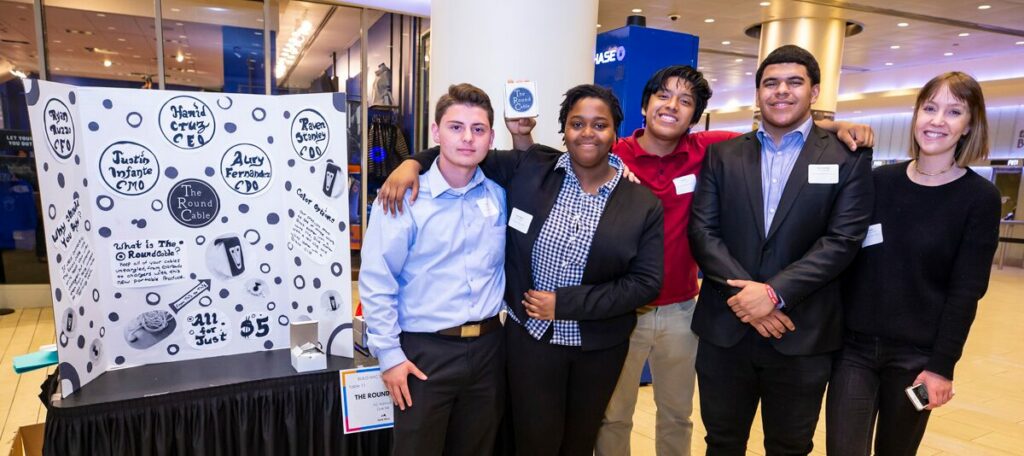 Aury Fernandez, BUILD Alumni and YAP Fellow, at the 2019 BUILD Selling Event at Madison Square Garden in NYC